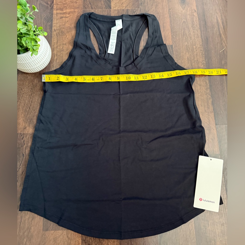 ๐ Lululemon Love Tank - Picture 8 of 13